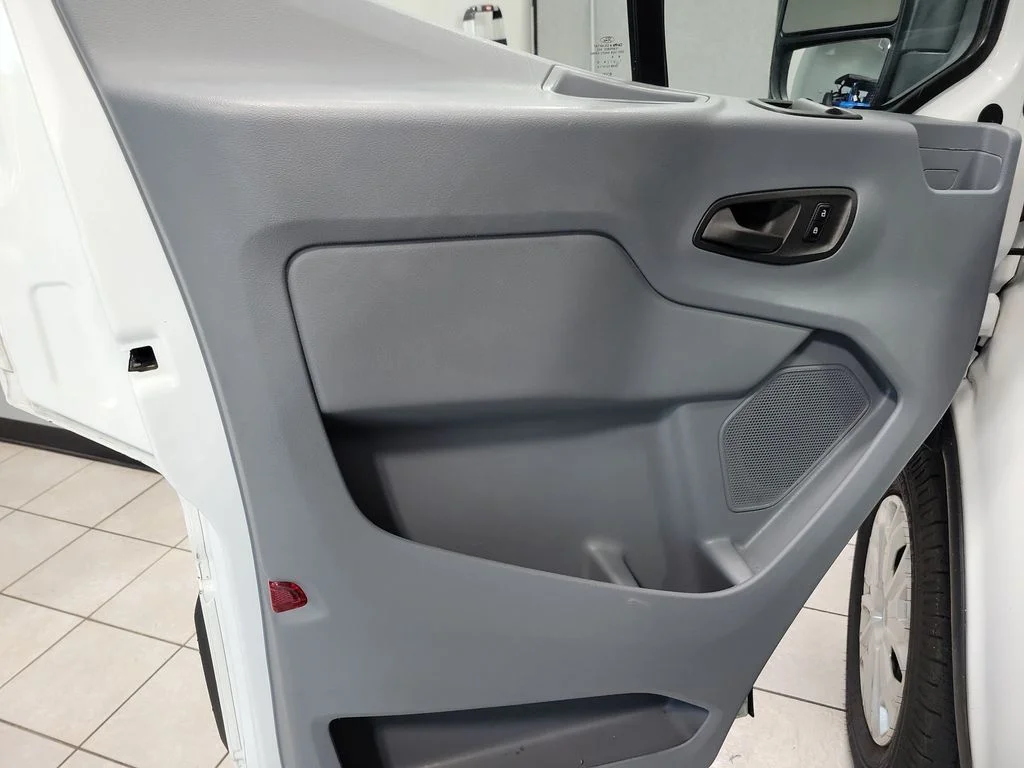 Used 2019 White Ford XLT image 18