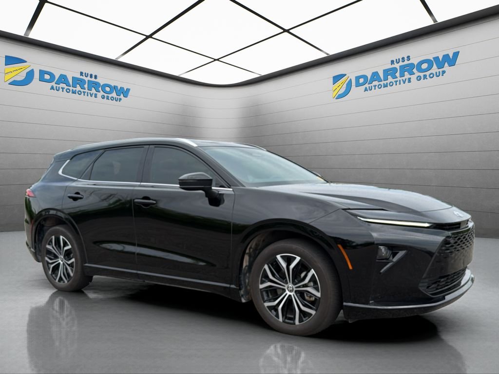 Used 2025 Black Toyota XLE image 7
