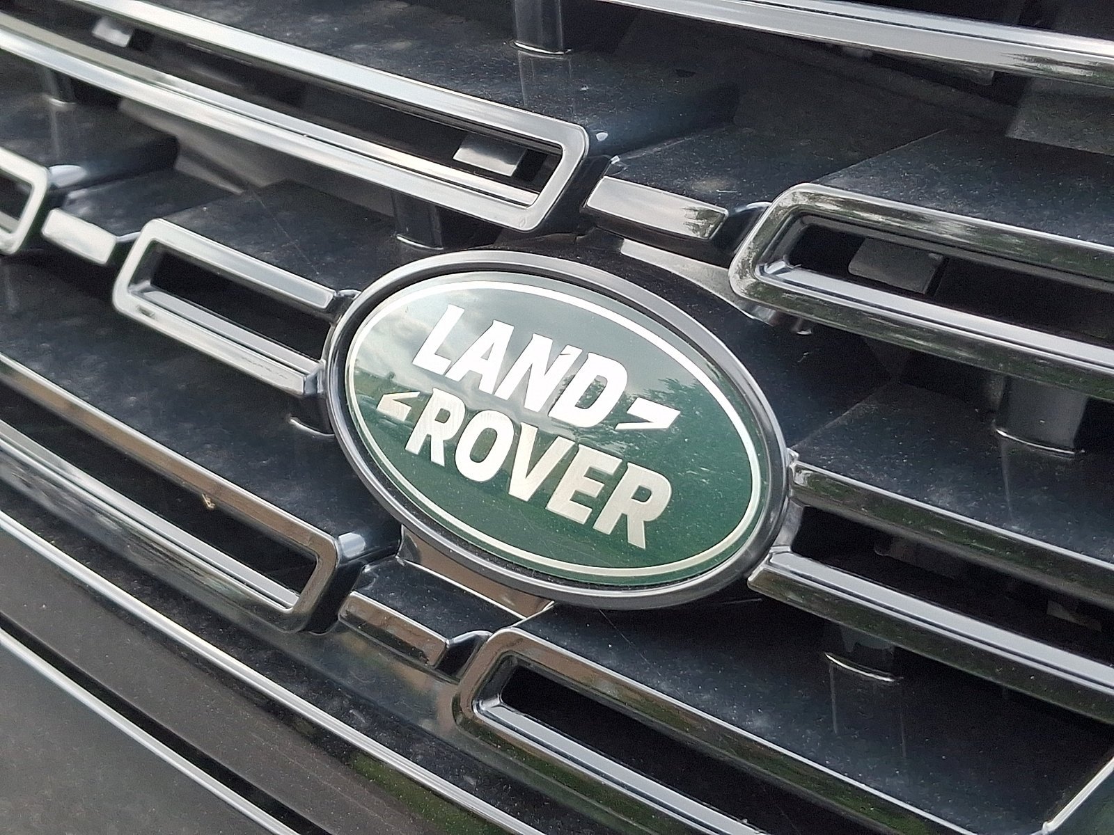 New 2026 Santorini Black Land Rover  image 19