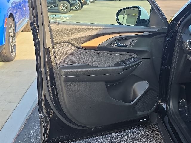 Used 2023 Black Chevrolet ACTIV image 13