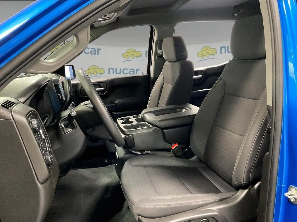 Used 2023 Blue Chevrolet Custom image 10
