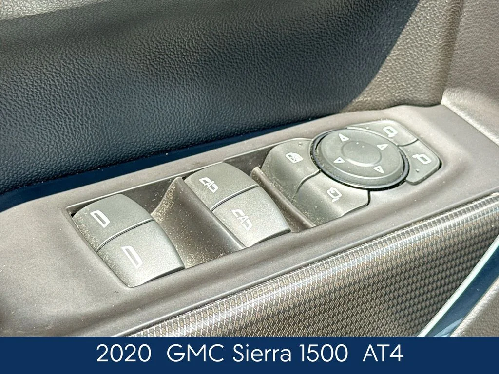 Used 2020 White GMC AT4 image 20