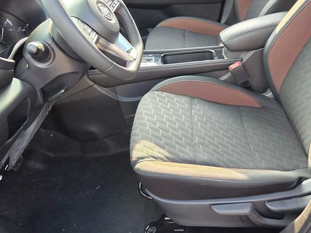 Used 2024 Gray Nissan SR image 5