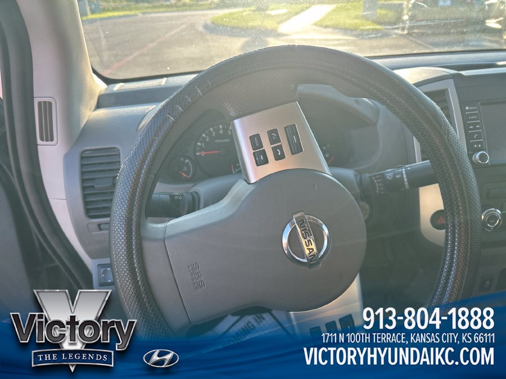 Used 2019 Blue Nissan SV image 13