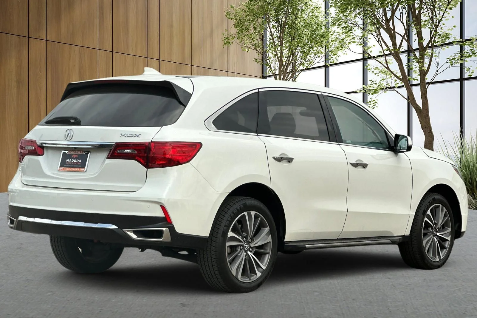 Used 2019 White Acura 3.5L Technology Package image 4