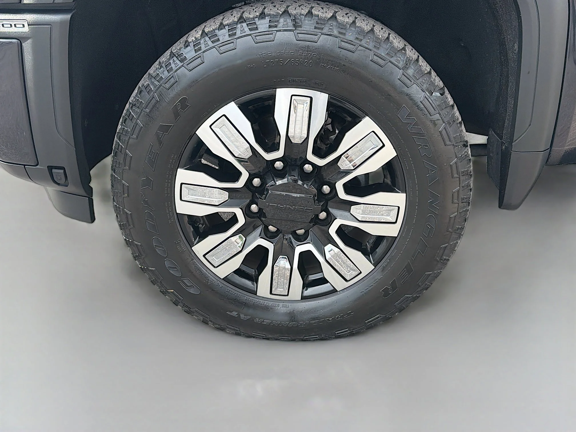 Used 2025 Titanium Rush Metallic GMC Denali image 39