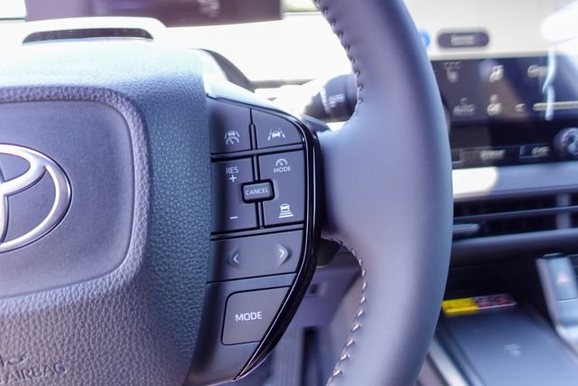 New 2026 Wind Chill Pearl <sup>1</sup> Toyota  XSE image 17
