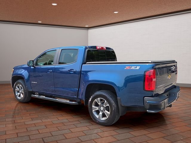 Used 2019 Pacific Blue Metallic Chevrolet Z71 image 29