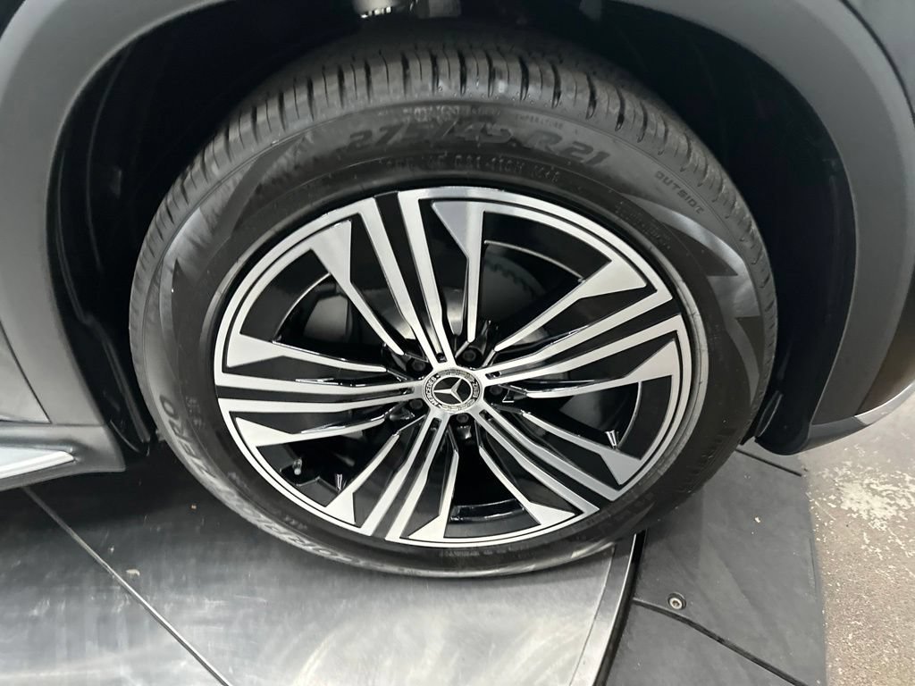 New 2027 Black Mercedes-Benz EQS 400 image 38
