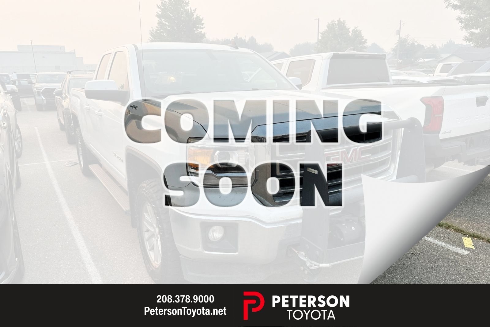 Used 2015 White GMC SLE image 1