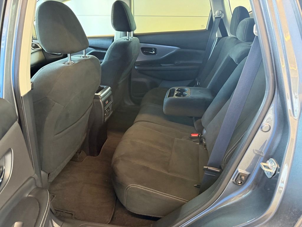 Used 2020 Gray Nissan S image 11
