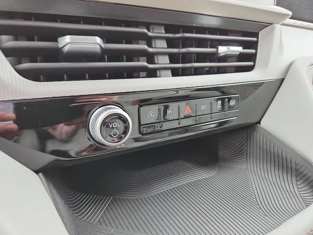 New 2026 Agate Black Metallic Ford Active image 17