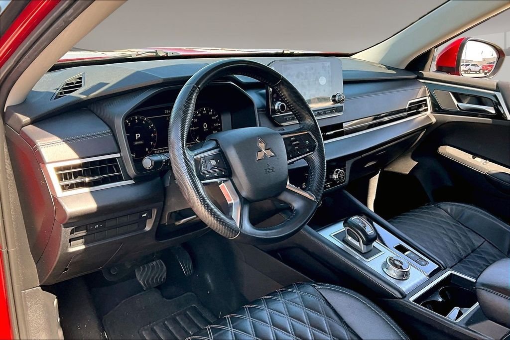 Used 2024 Red Mitsubishi SEL image 13