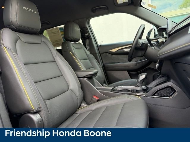 Used 2025 Blue Chevrolet ACTIV image 45