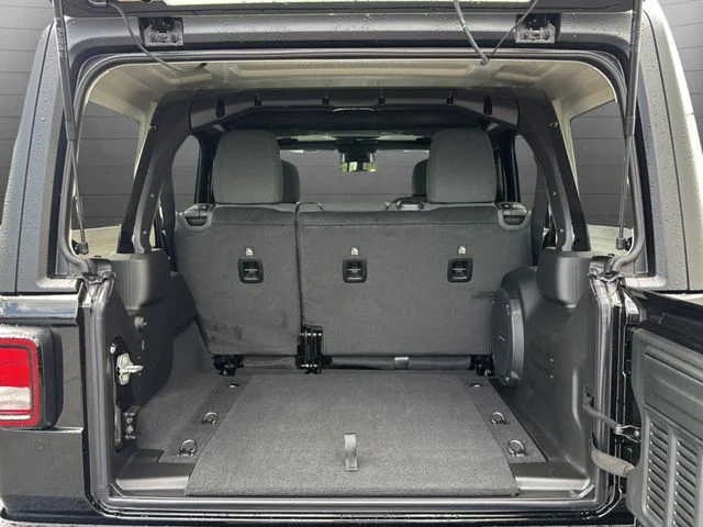 New 2026 Black Clear-Coat Exterior Paint Jeep Sport S image 20