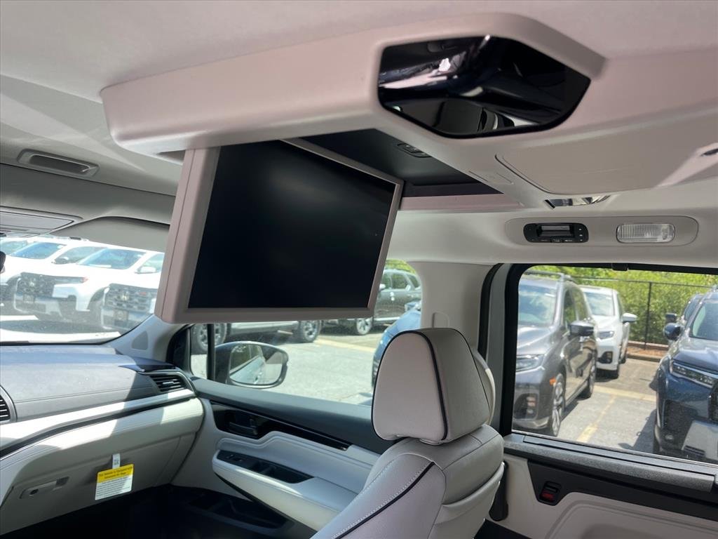 2026 Honda Odyssey Touring - Photo 6