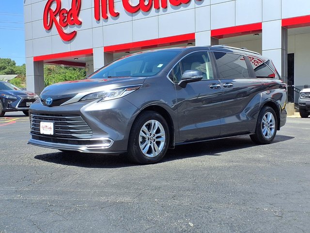 2025 Toyota Sienna Limited