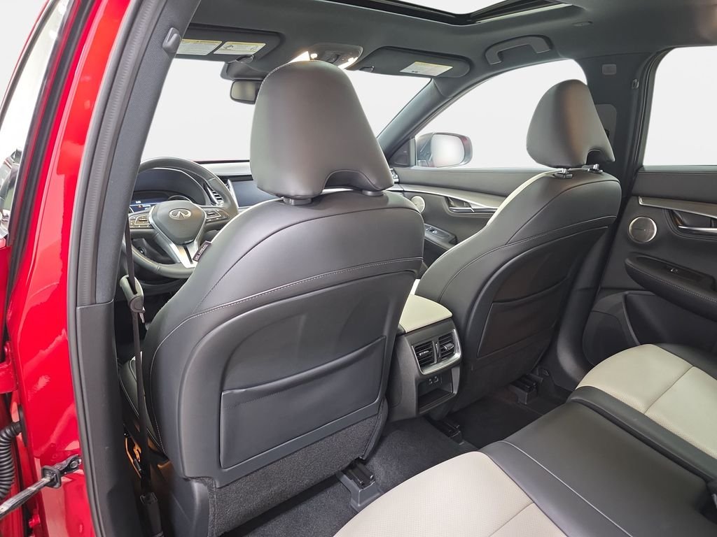 Certified Used 2023 Dynamic Sunstone Red INFINITI ESSENTIAL image 10
