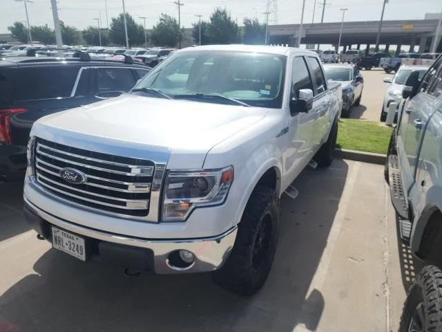 Used 2013 Black Ford XL image 2