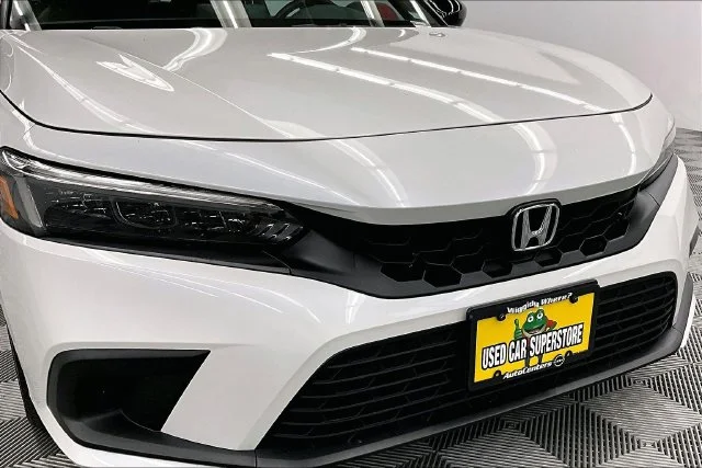 Used 2024 Platinum White Pearl Honda Sport image 30
