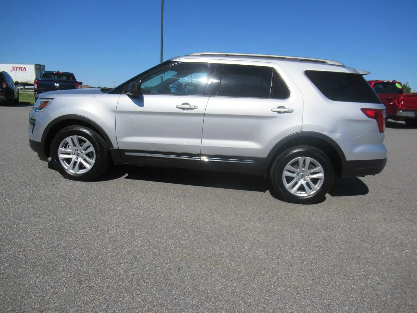 Used 2018 Ingot Silver Ford XLT image 8