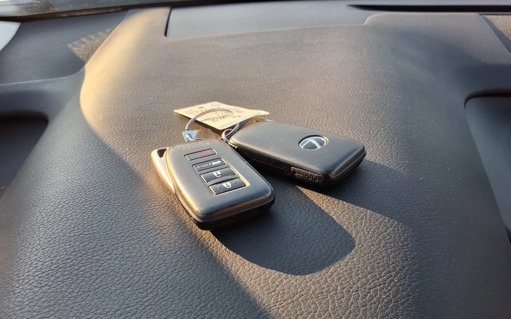 Used 2021 White Lexus 350 image 36
