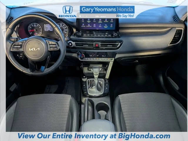 Certified Used 2022 White Kia Nightfall image 15