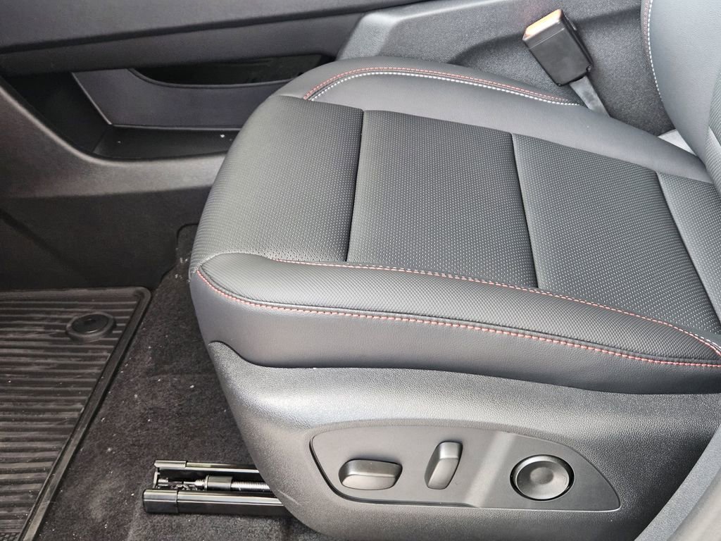 2026 Chevrolet Traverse Z71 - Photo 21
