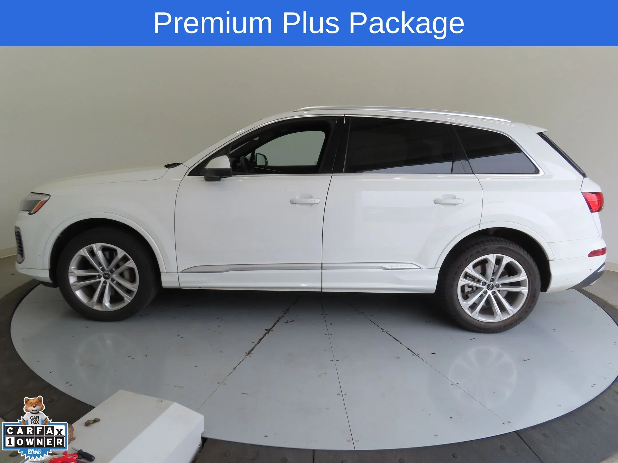 Used 2025 White Audi 55 Premium Plus image 3