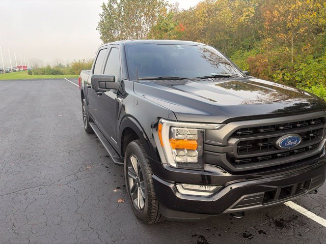 Used 2023 Black Metallic Ford XLT image 8