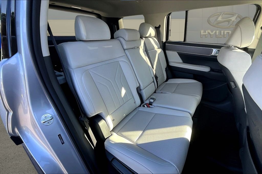 Certified Used 2026 Silver Hyundai SEL image 9