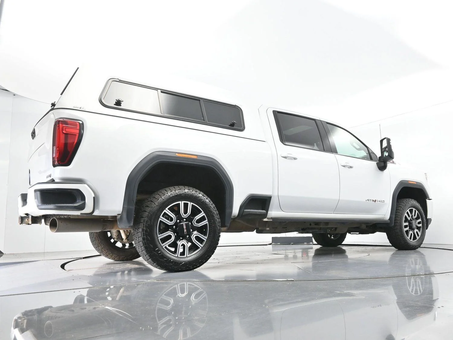 Used 2021 SUMMIT WHITE GMC AT4 image 50