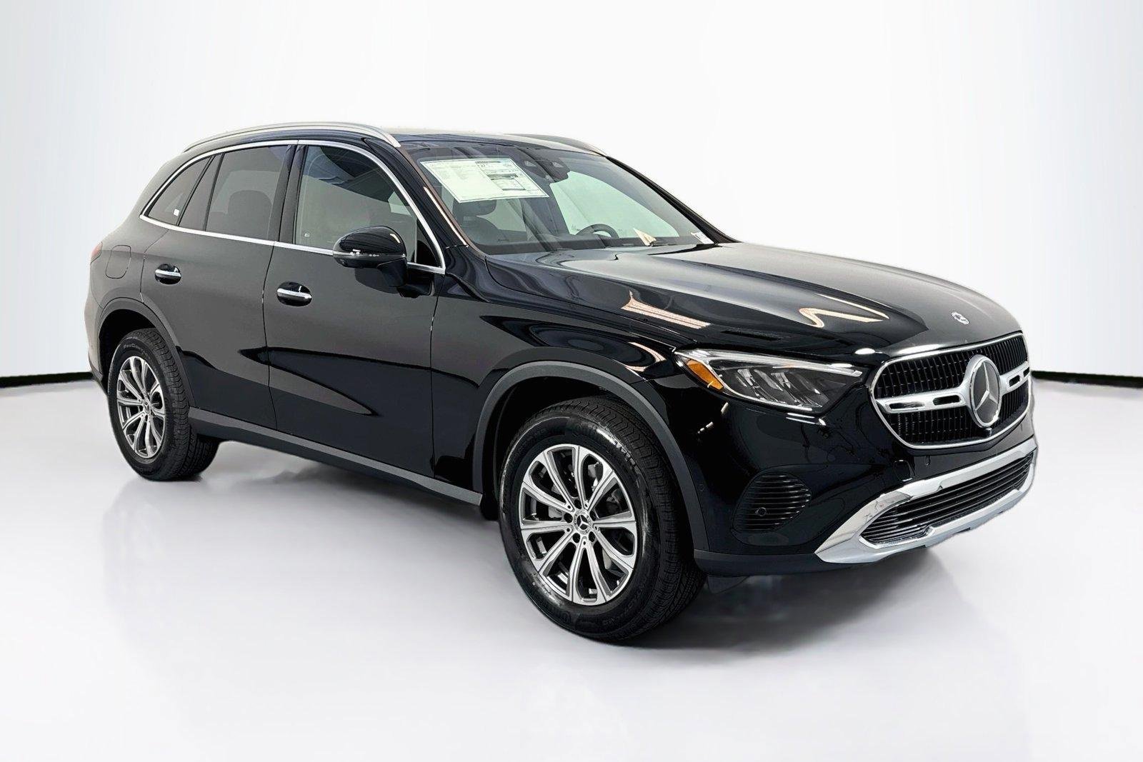 New 2026 Black Mercedes-Benz GLC 300 image 3