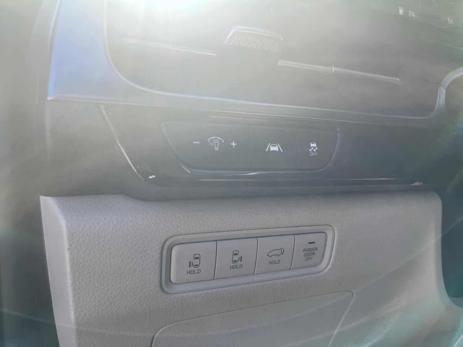 Used 2022 Astra Blue Kia SX Prestige image 32