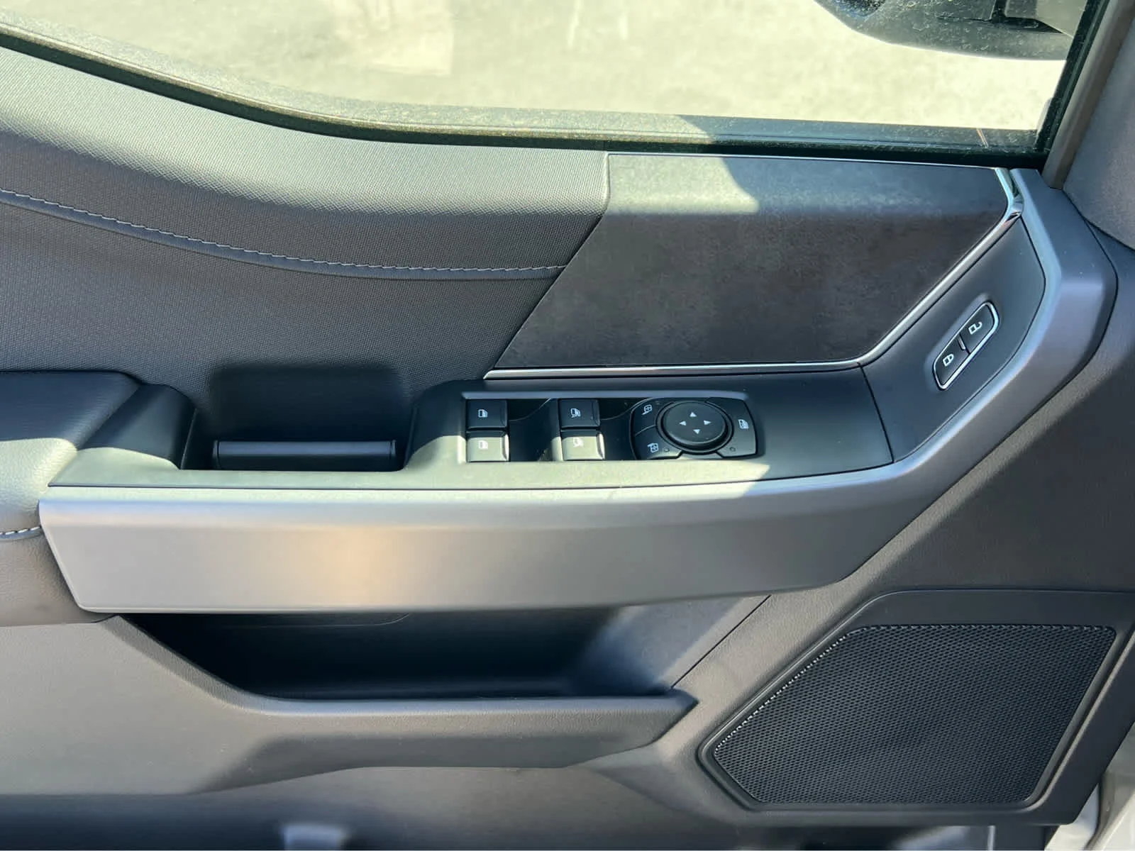 New 2026 Avalanche Ford XLT image 31