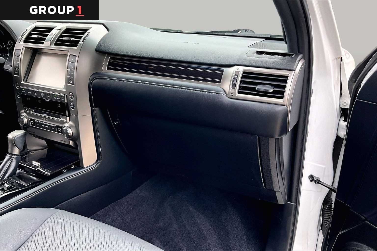 Certified Used 2021 STARFIRE PEARL Lexus Premium image 16