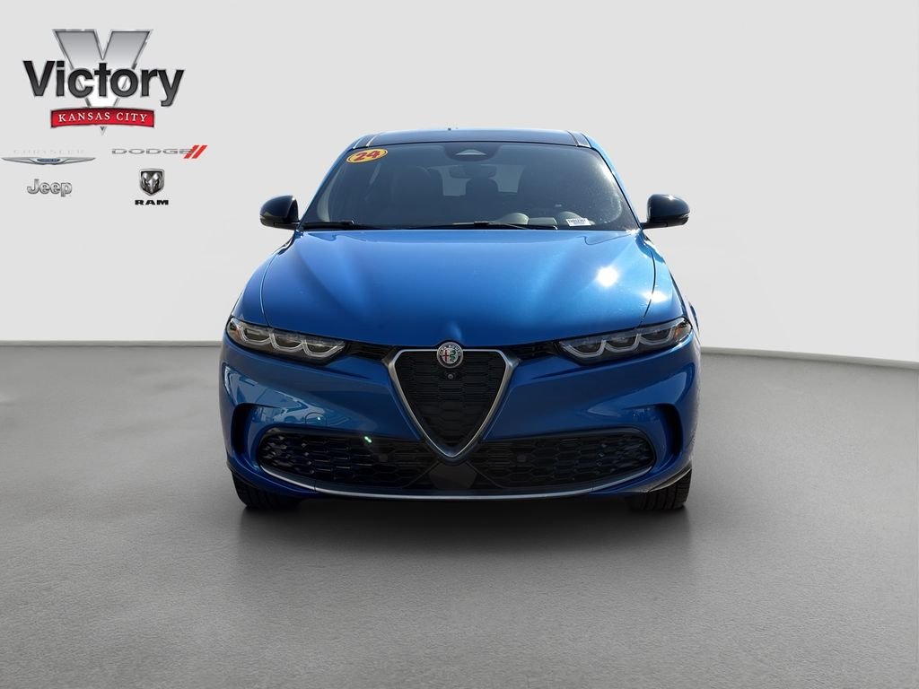 Used 2024 Alfa Romeo Tonale TI with VIN ZASPATCW2R3052307 for sale in Kansas City