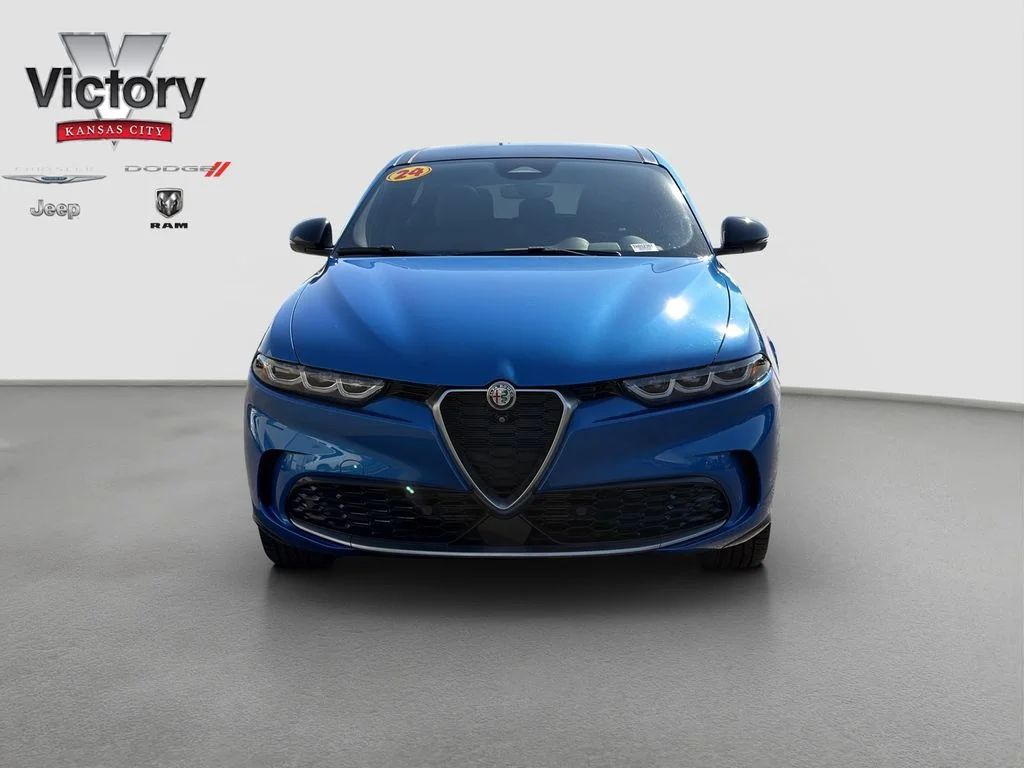 Used 2024 Alfa Romeo Tonale TI with VIN ZASPATCW2R3052307 for sale in Kansas City, KS