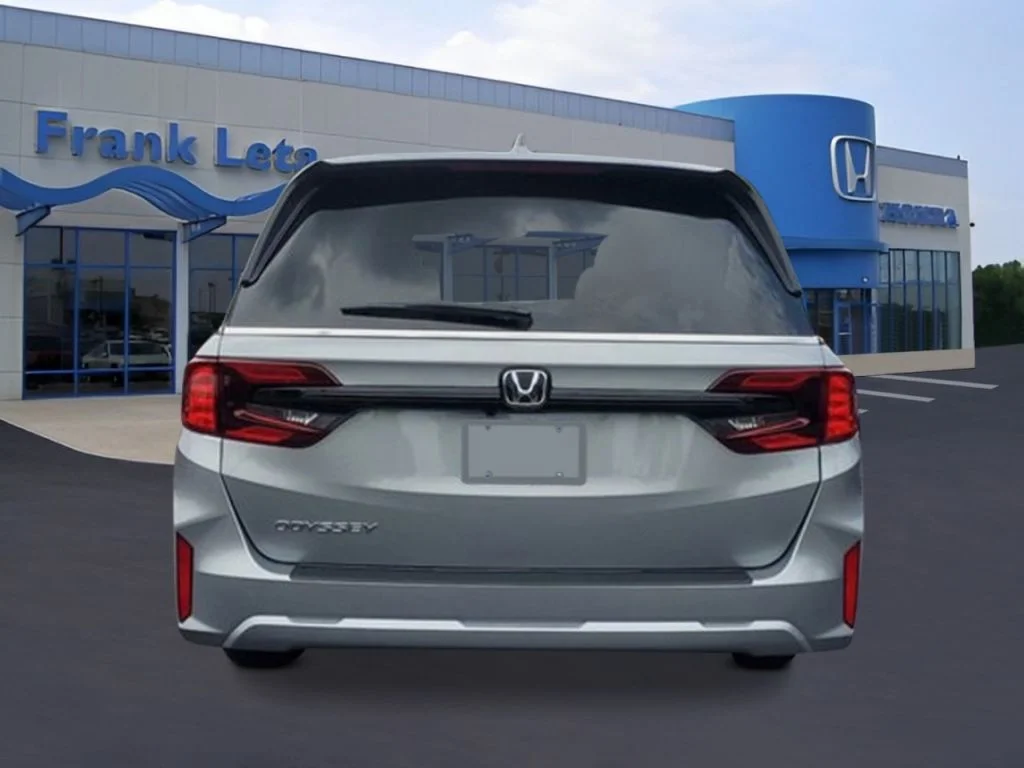 New 2026 Solar Silver Metallic Honda EX-L image 3