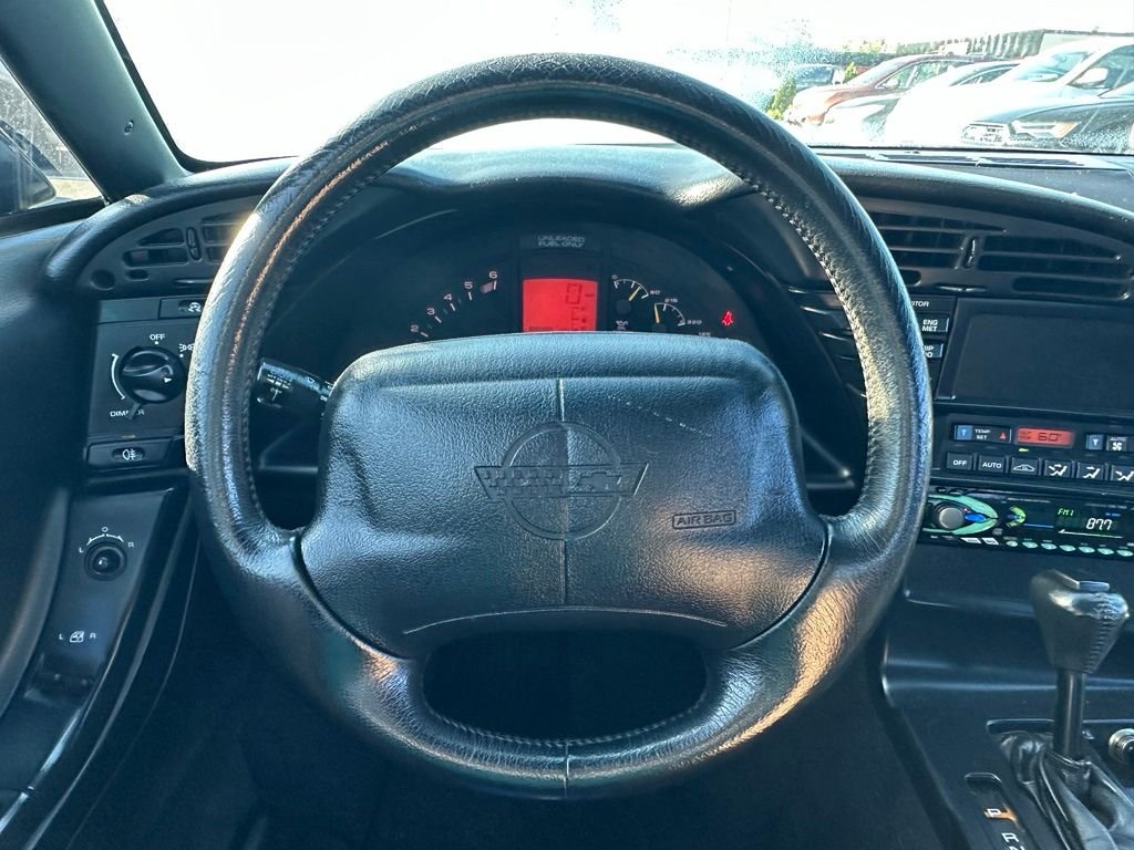 Used 1995  Chevrolet Base image 38