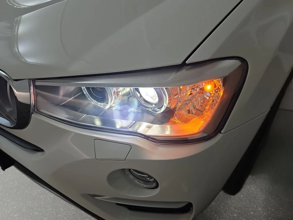 Used 2015 Alpine White BMW xDrive28i image 31