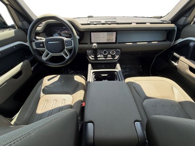 Used 2020 White Land Rover S image 12