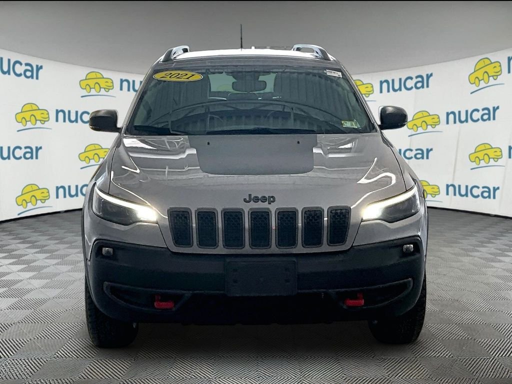 Used 2021 Billet Silver Metallic Clearcoat Jeep Trailhawk image 2