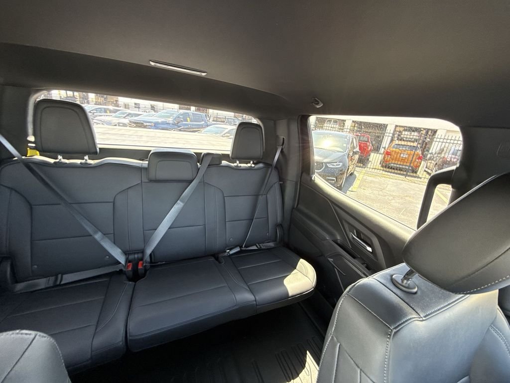 Used 2024 Summit White Chevrolet Work Truck image 55