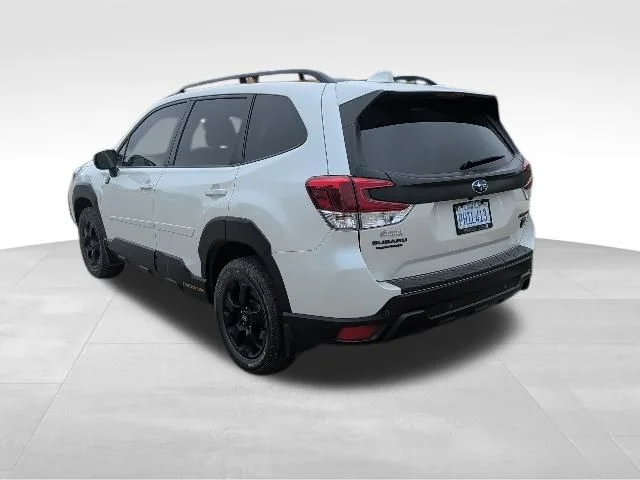 Used 2022 White Subaru Wilderness image 5