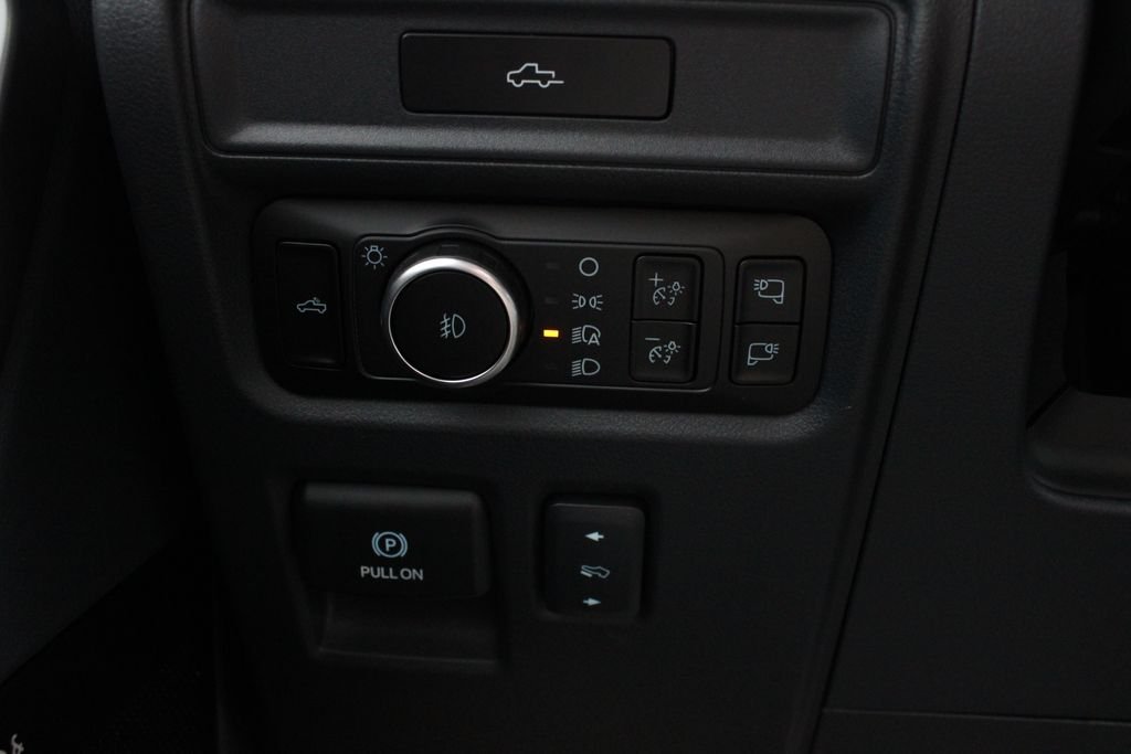 New 2026 Marsh Gray Ford Tremor image 10