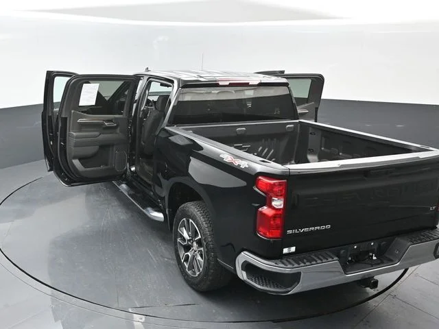 Used 2024 Black Chevrolet LT image 24