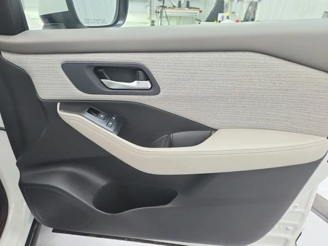 Used 2023 White Nissan SV image 35