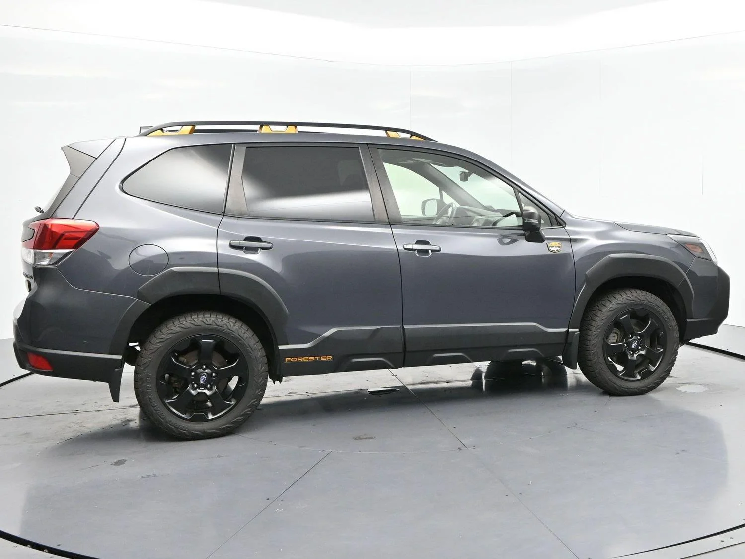 Used 2024 Magnetite Gray Metallic Subaru Wilderness image 8