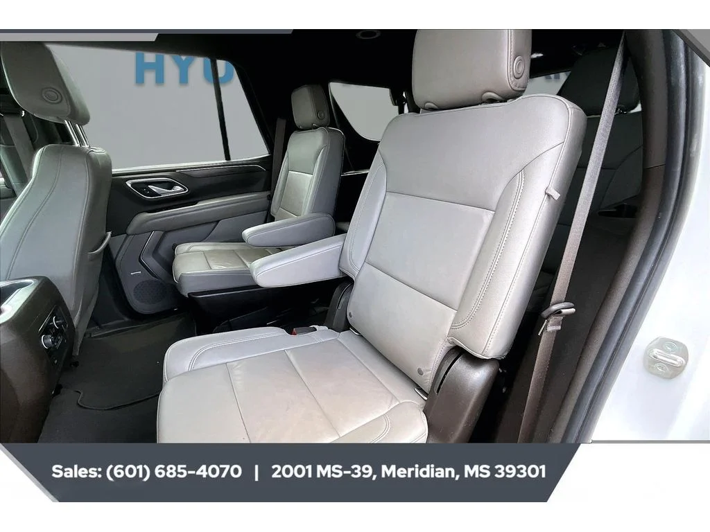 Used 2021 Summit White Chevrolet Z71 image 19